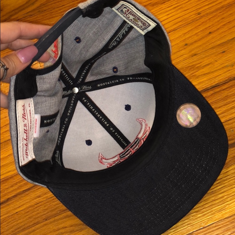 Gray And Black Balls Snapback - image 2